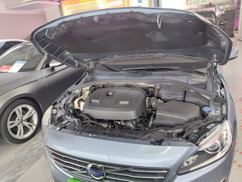 Volvo V60 — миниатюра 20