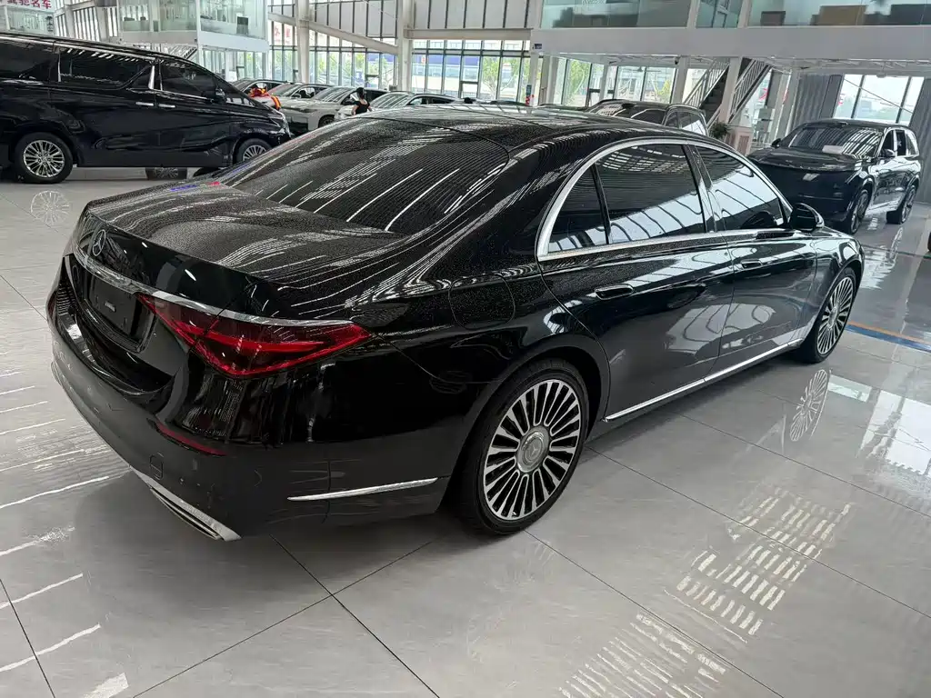 Mercedes-Benz S-Class — миниатюра 3