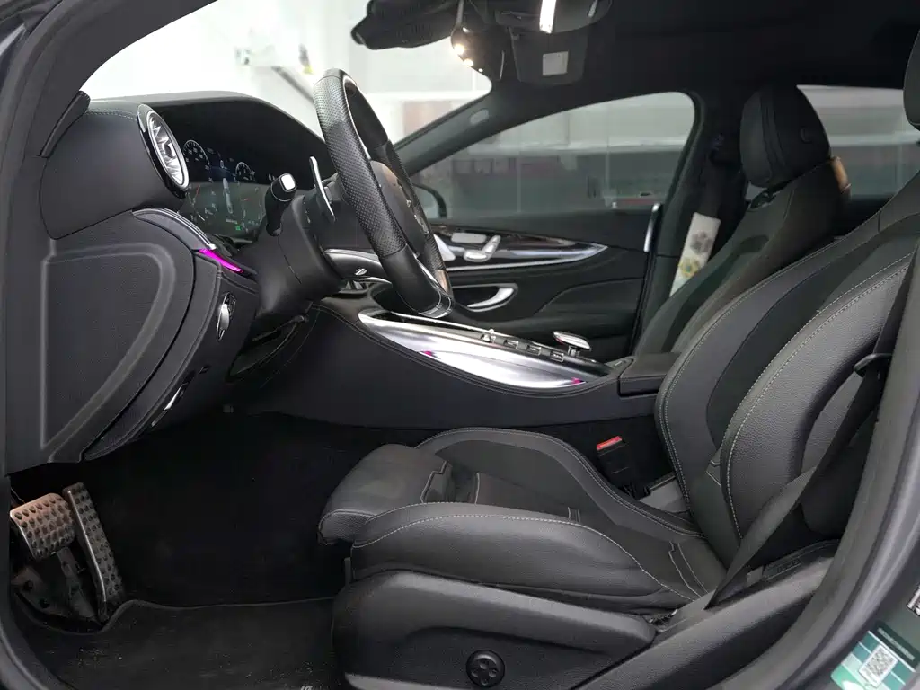 MERCEDES-BENZ AMG GT