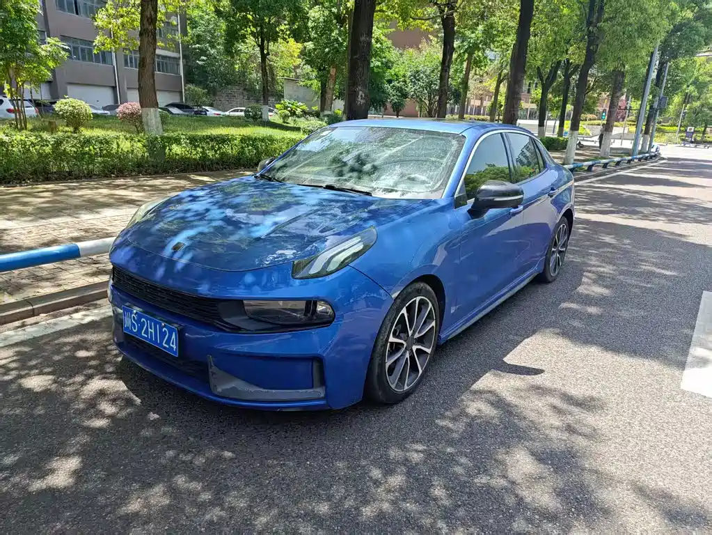 Lynk & Co 03 2019