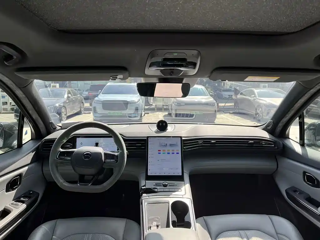 NIO ES6 — миниатюра 5