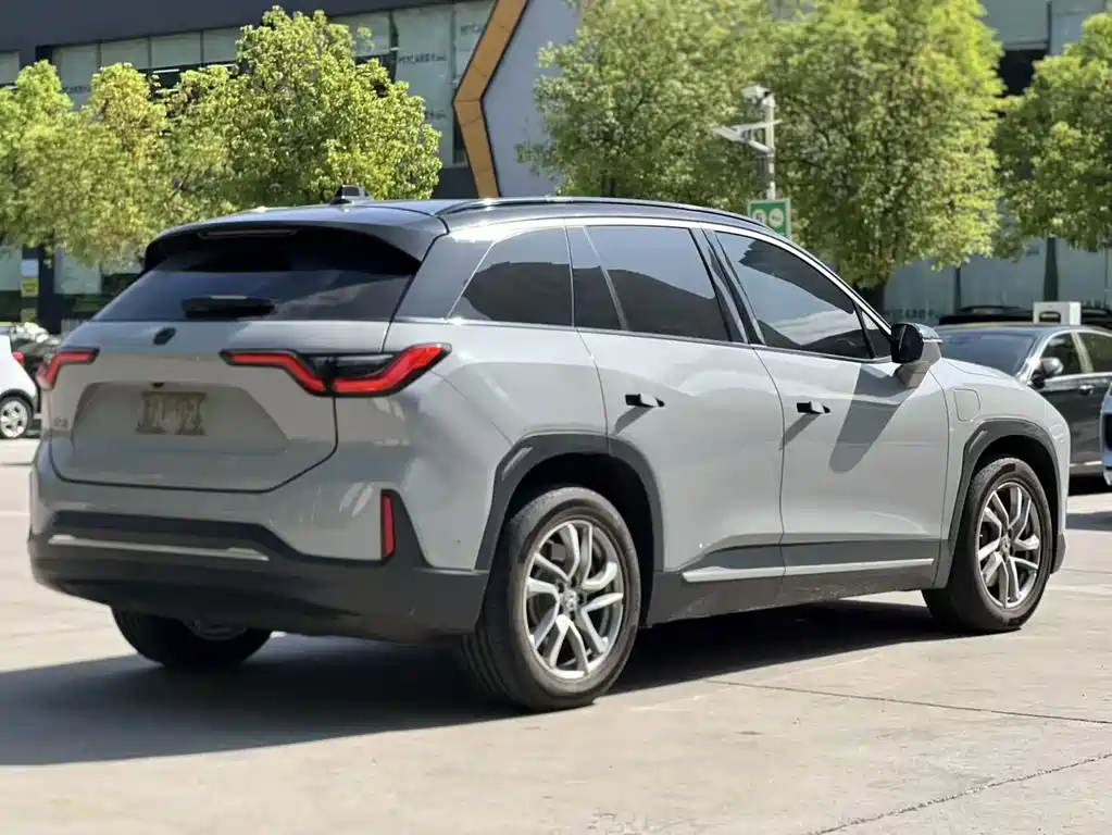 NIO ES6 — миниатюра 7