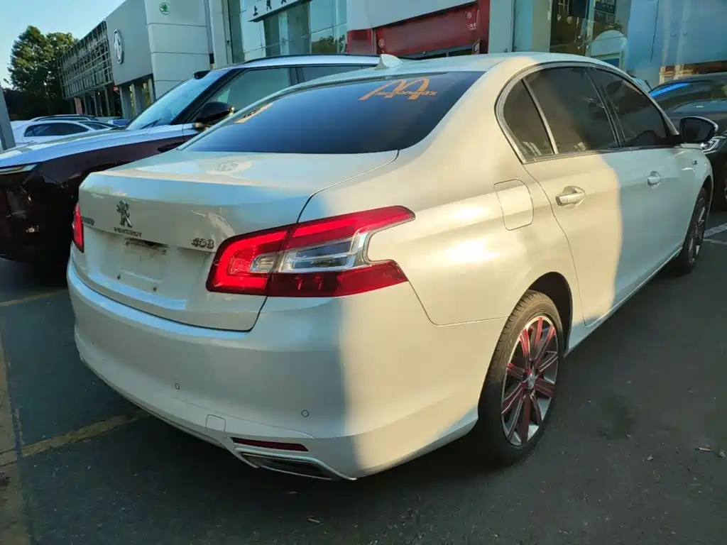 Peugeot 408 — миниатюра 7