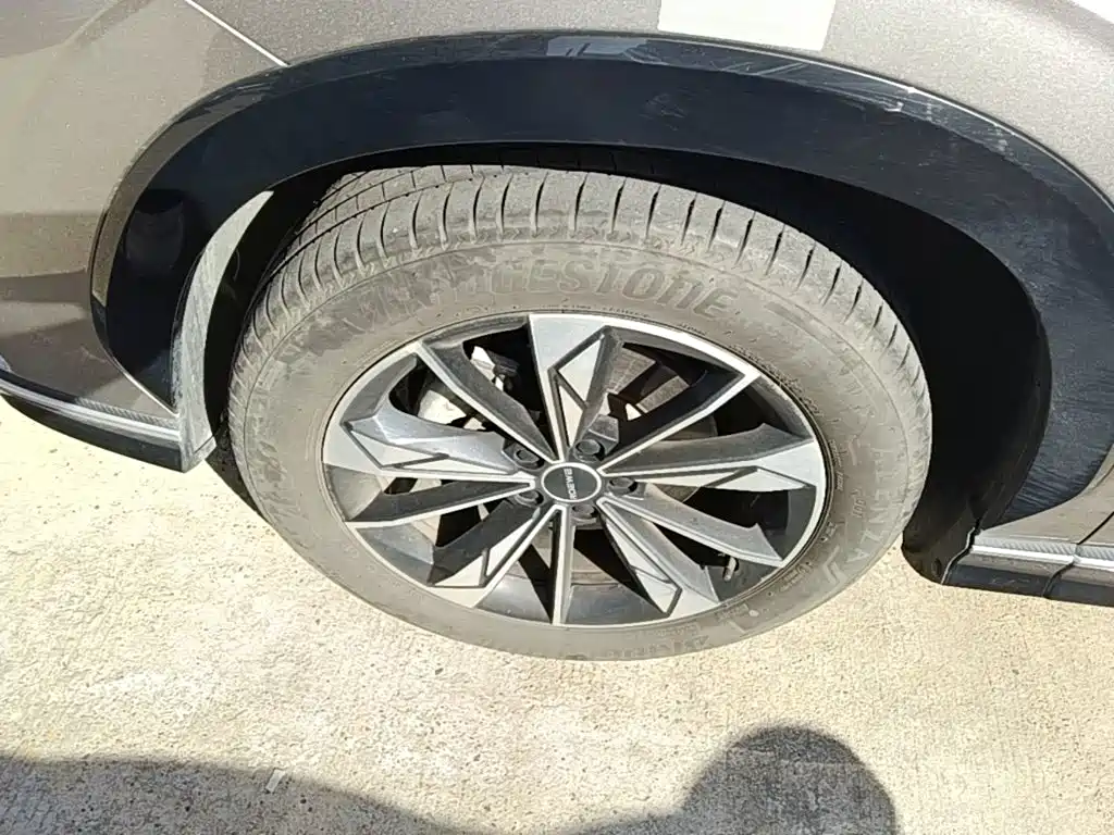 Roewe RX5 — миниатюра 23