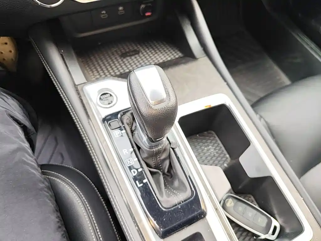 Nissan Teana — миниатюра 14