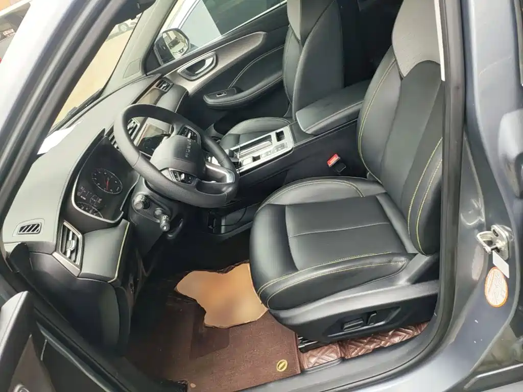 Roewe RX5 — миниатюра 15