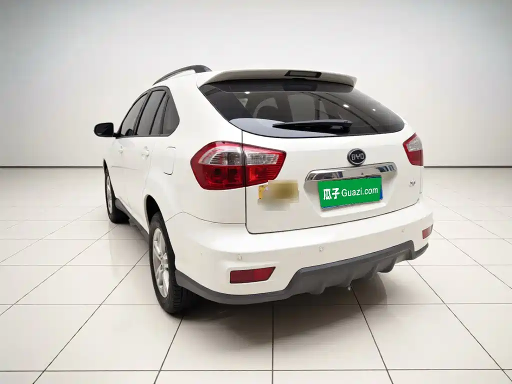 BYD S6 — миниатюра 5