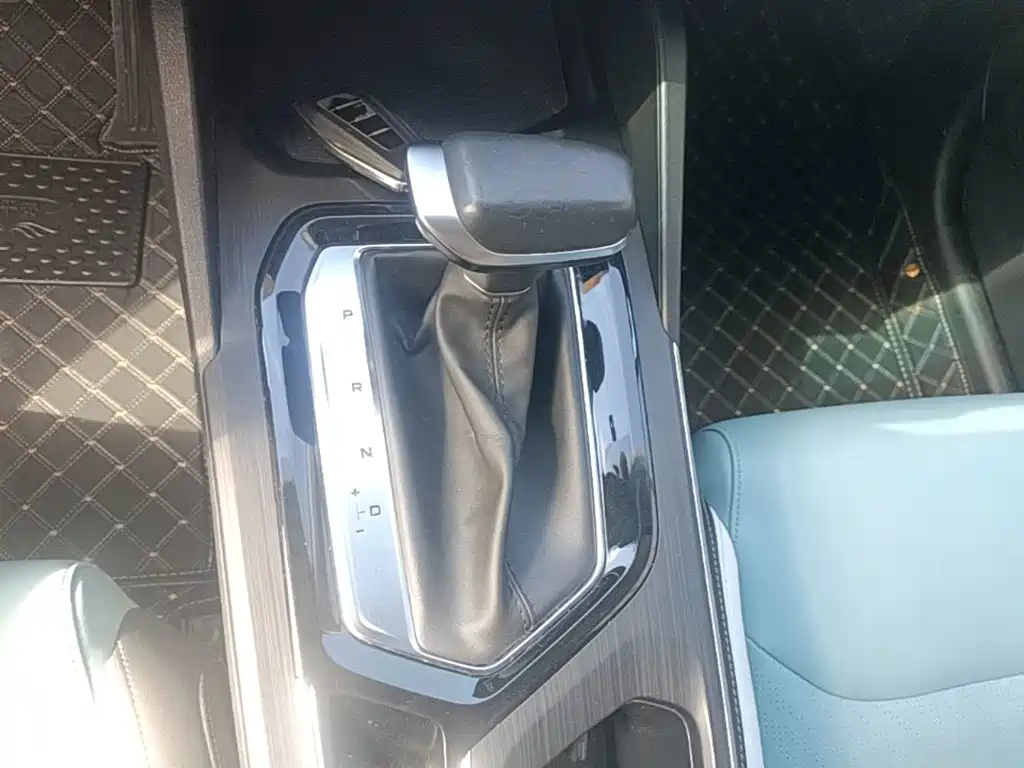 Geely Emgrand S — миниатюра 14
