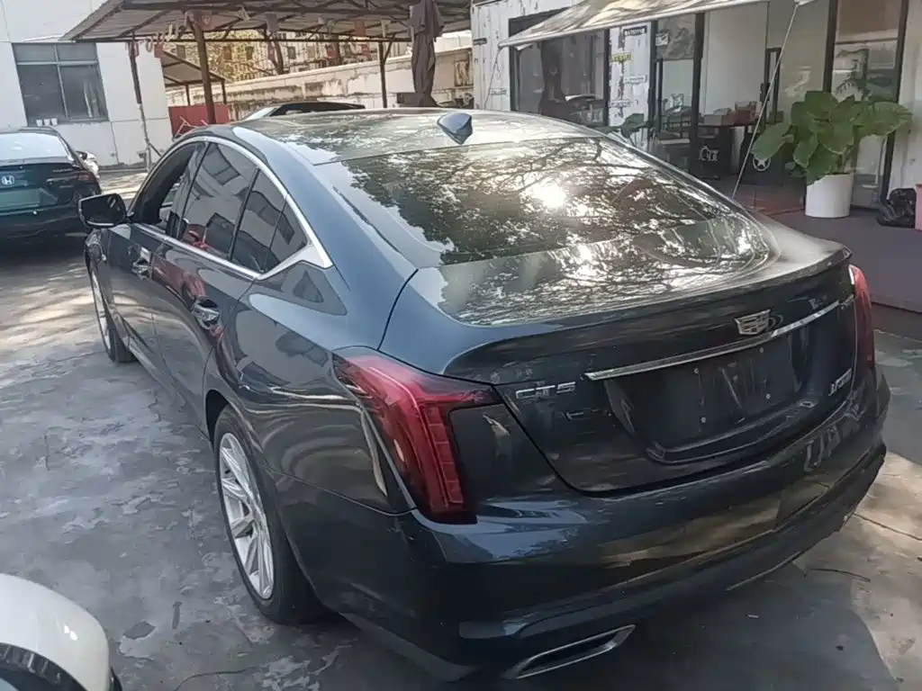 Cadillac CT5 — миниатюра 5
