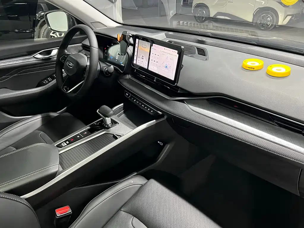 GEELY AUTOMOBILE XINGRUI