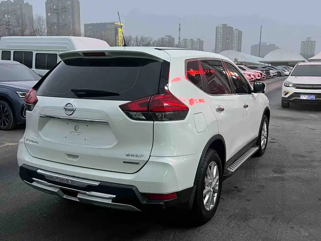 NISSAN QIJUN