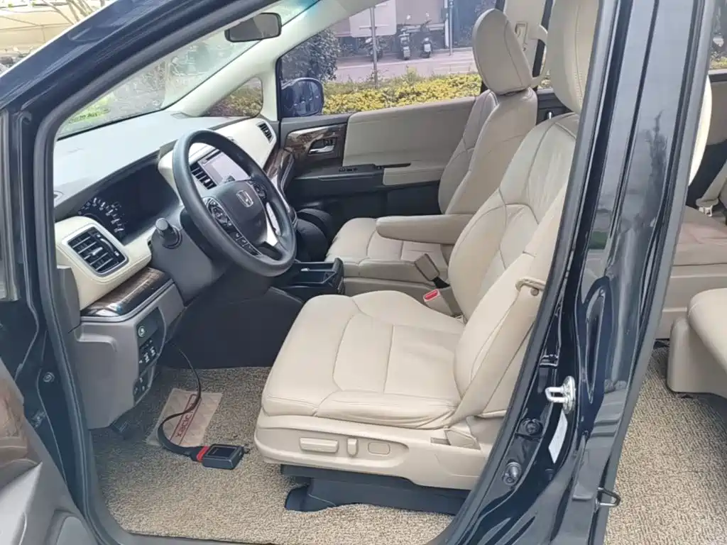 Honda Odyssey — миниатюра 15