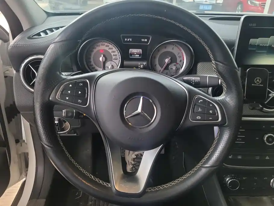 Mercedes-Benz GLA — миниатюра 15