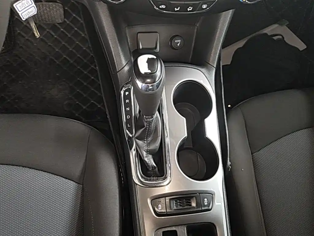 Chevrolet Cruze — миниатюра 14