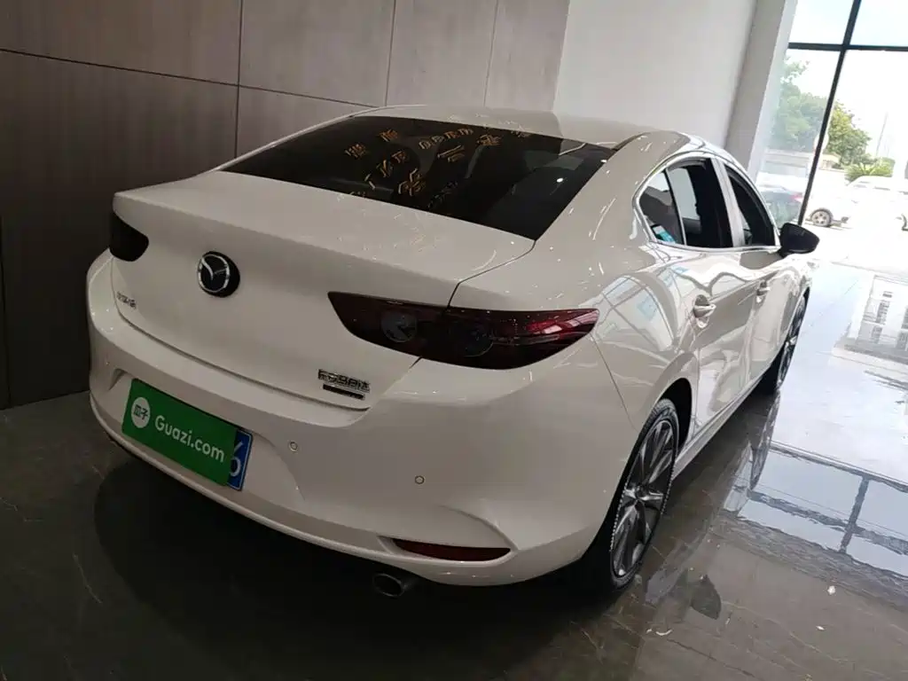 Mazda 3 Axela — миниатюра 7