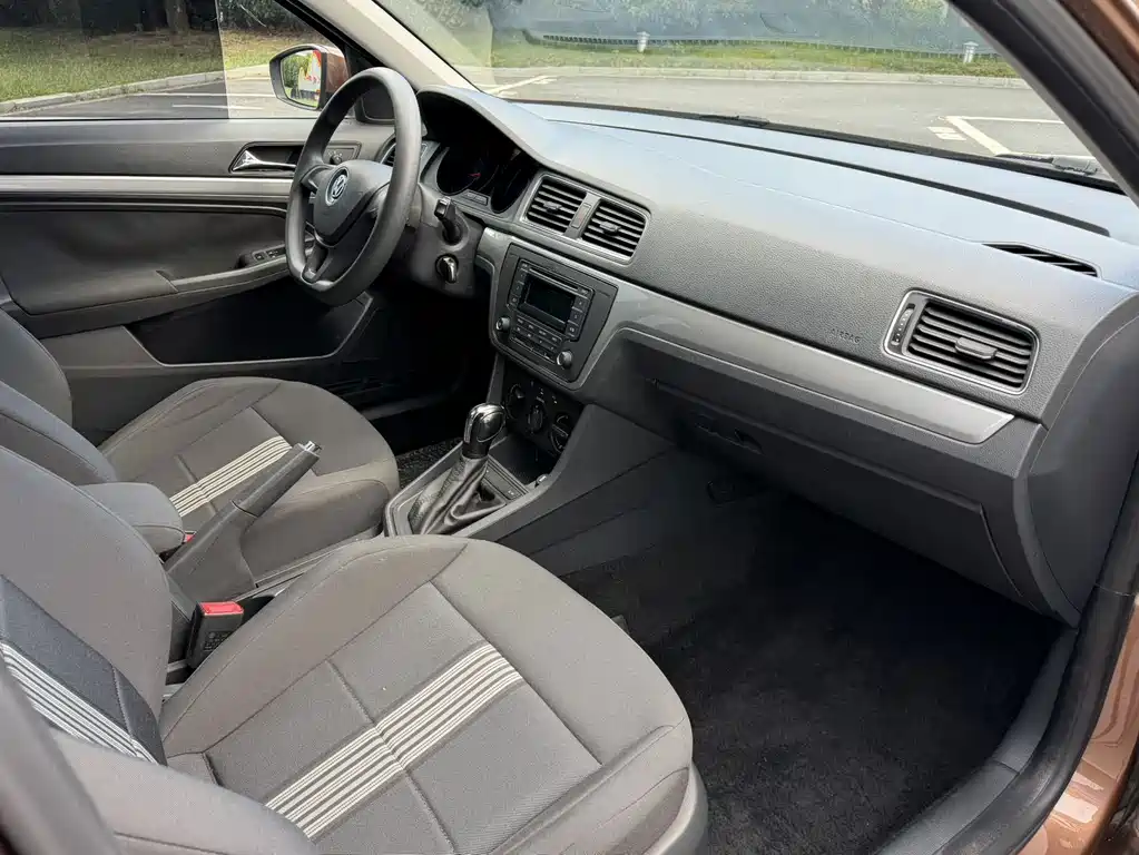 Volkswagen Gran Lavida — миниатюра 13