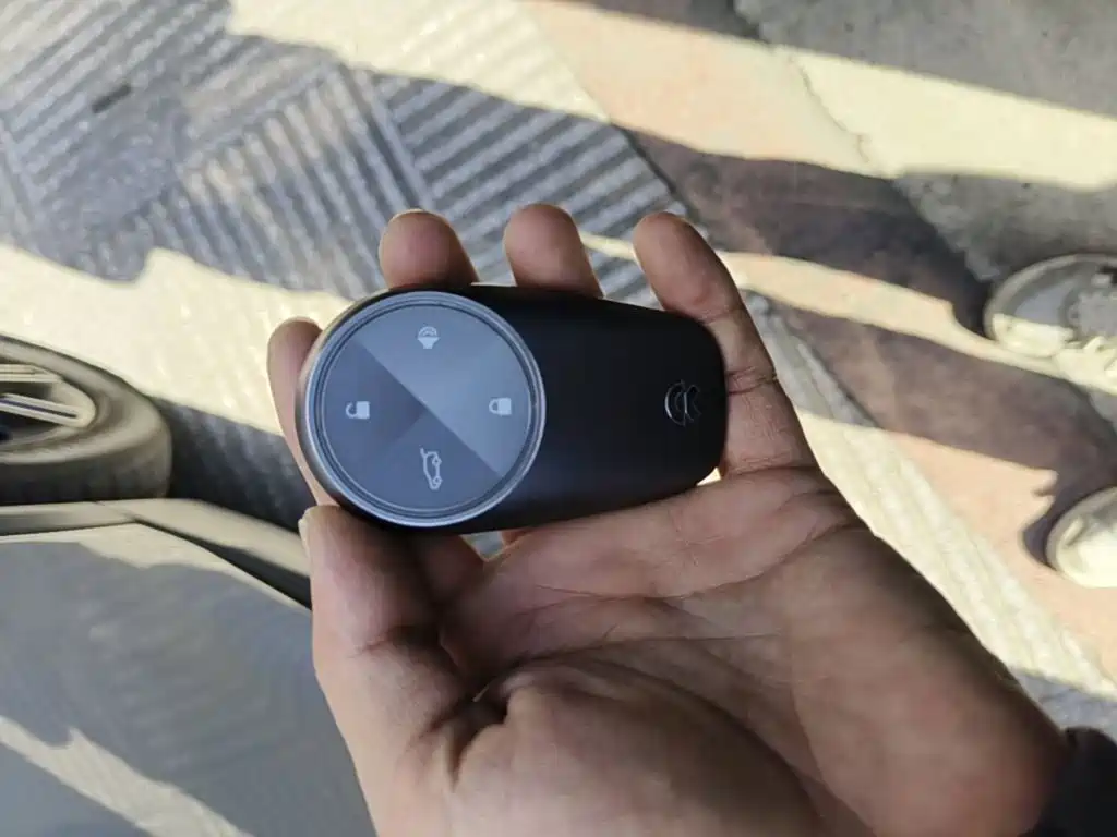 NIO ES6 — миниатюра 9