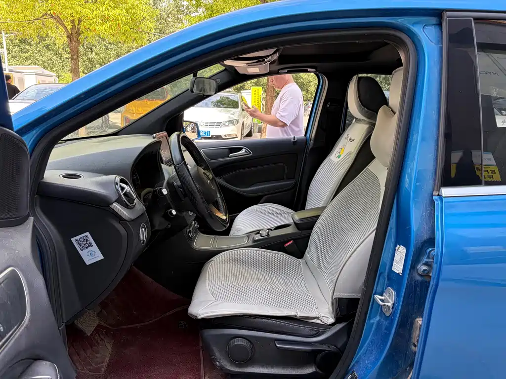 Mercedes-Benz B-Class — миниатюра 4