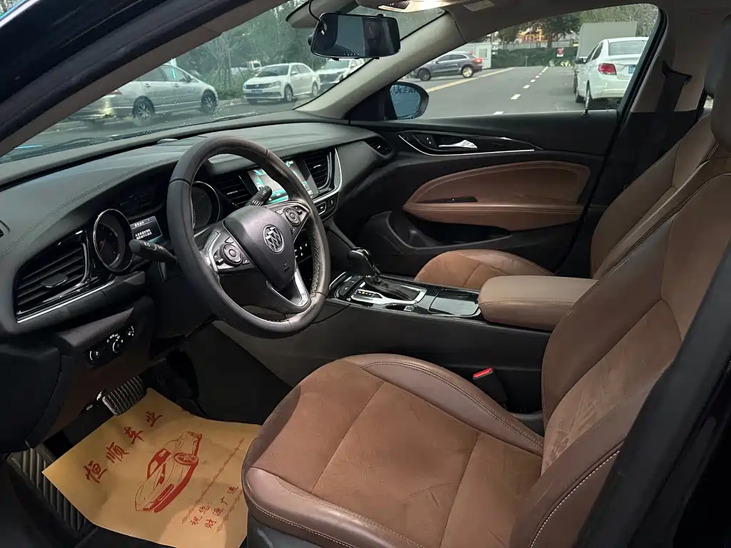 Buick Regal — миниатюра 4