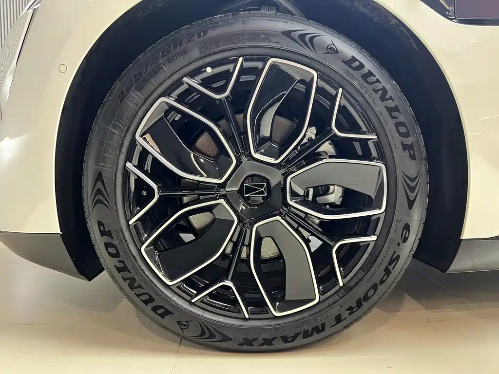 Avatr Avatr 12 — миниатюра 23