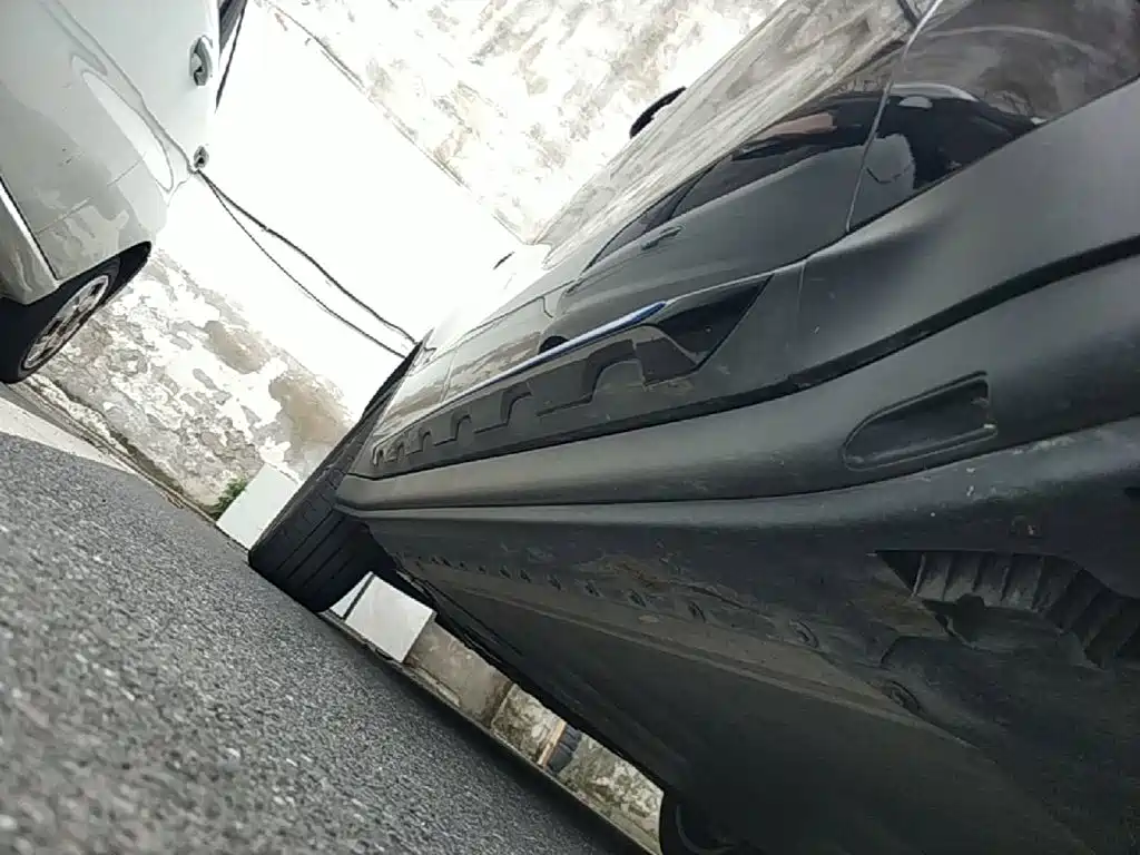 BMW iX3 — миниатюра 21