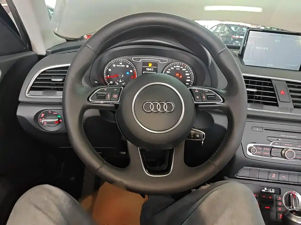 Audi Q3 — миниатюра 11