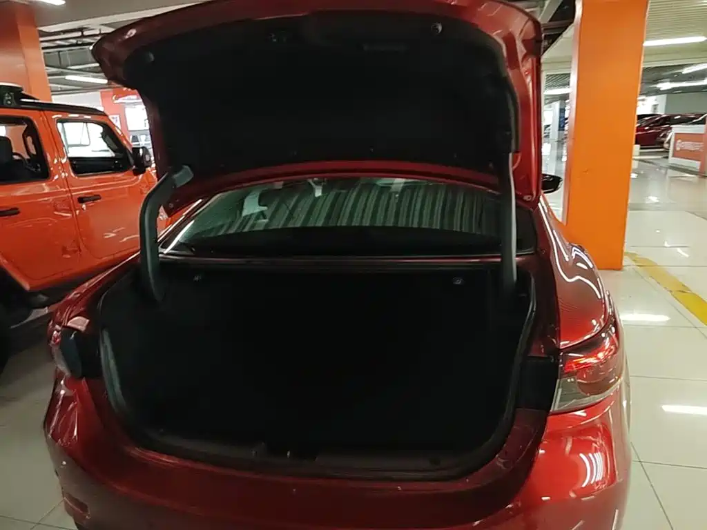 Mazda Atenza — миниатюра 19