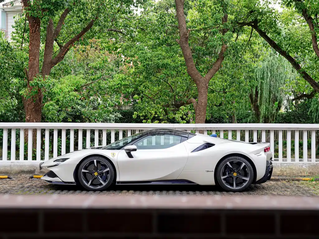 Ferrari SF90 — миниатюра 6