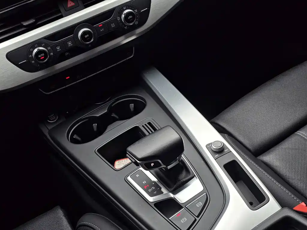 Audi A4L — миниатюра 14
