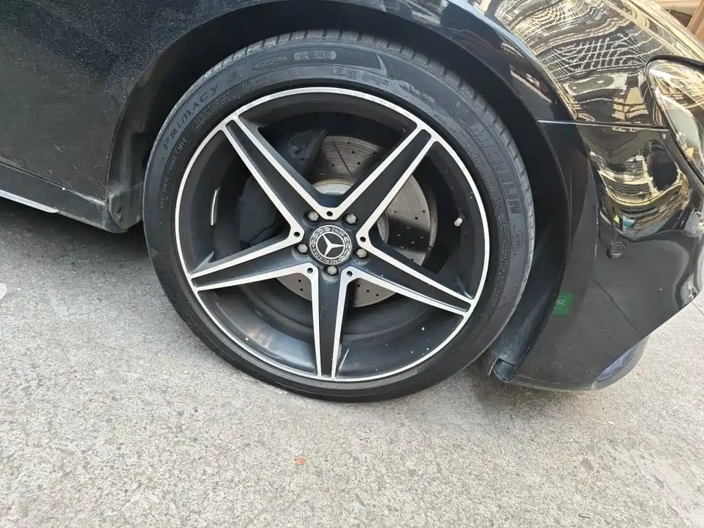 Mercedes-Benz E-Class — миниатюра 24