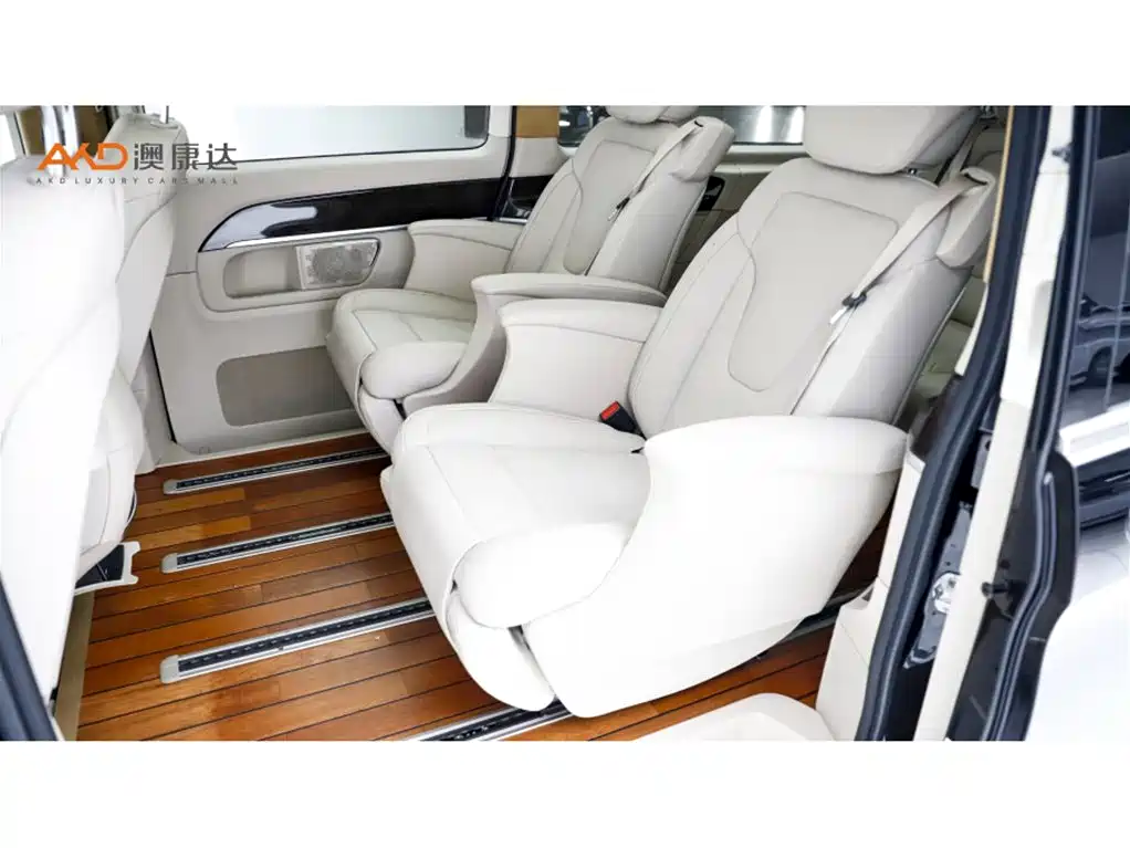 MERCEDES-BENZ V CLASS