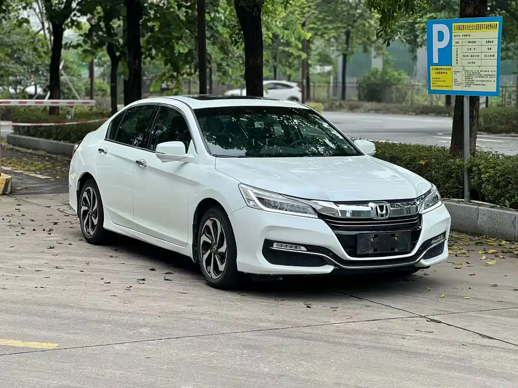 Honda Accord — миниатюра 4