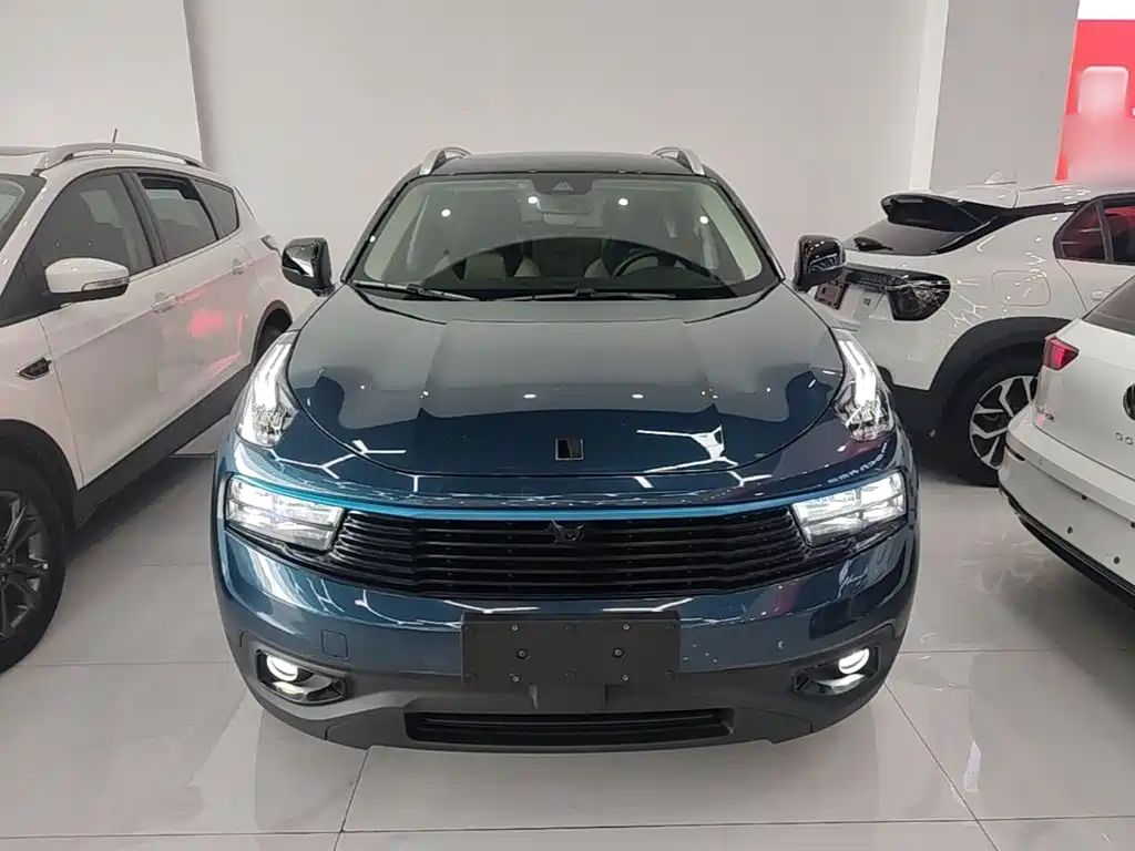 Lynk & Co 01 — миниатюра 3