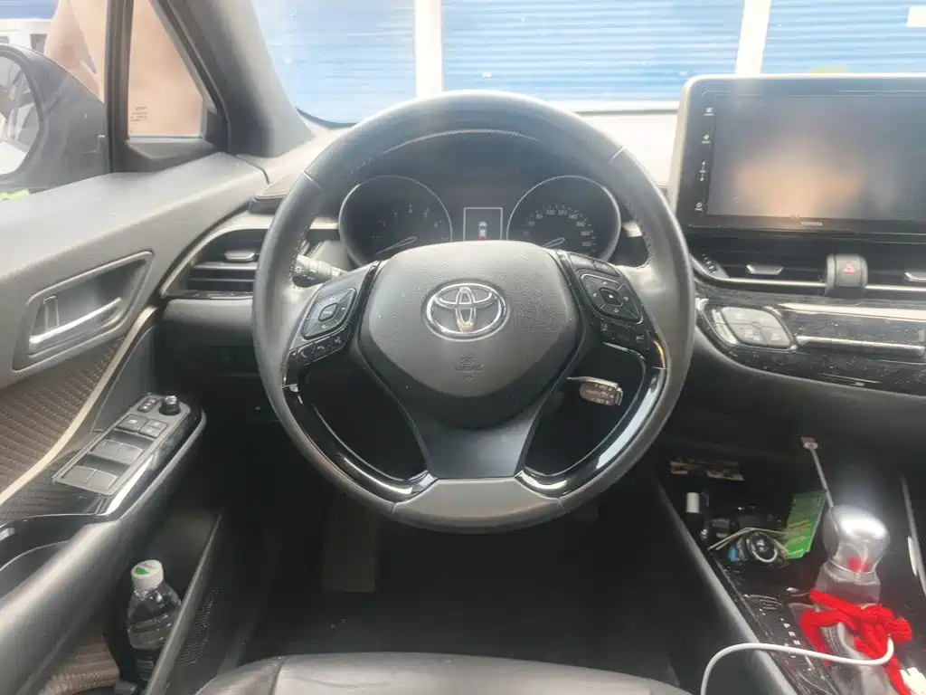 Toyota IZOA — миниатюра 3