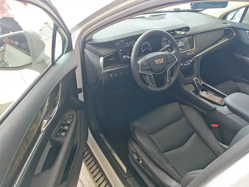 Cadillac XT5 — миниатюра 16