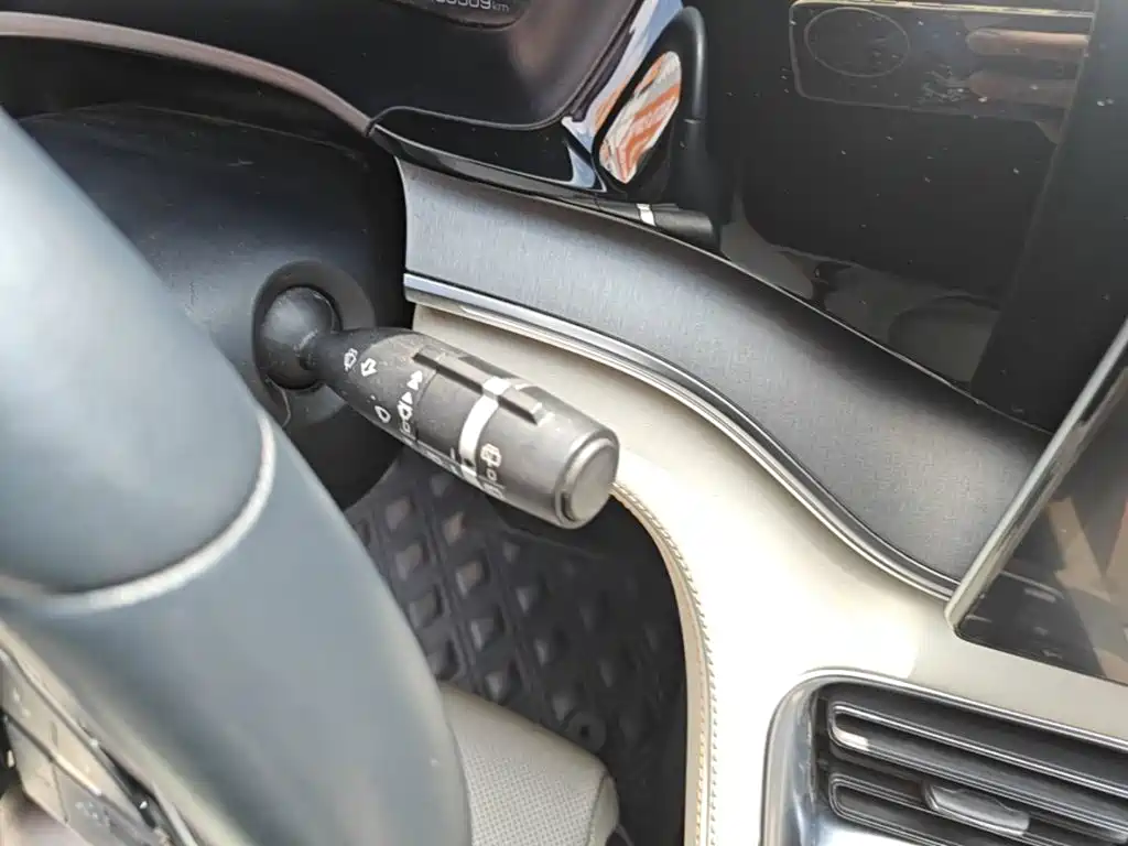 BYD PLUS New Energy — миниатюра 18