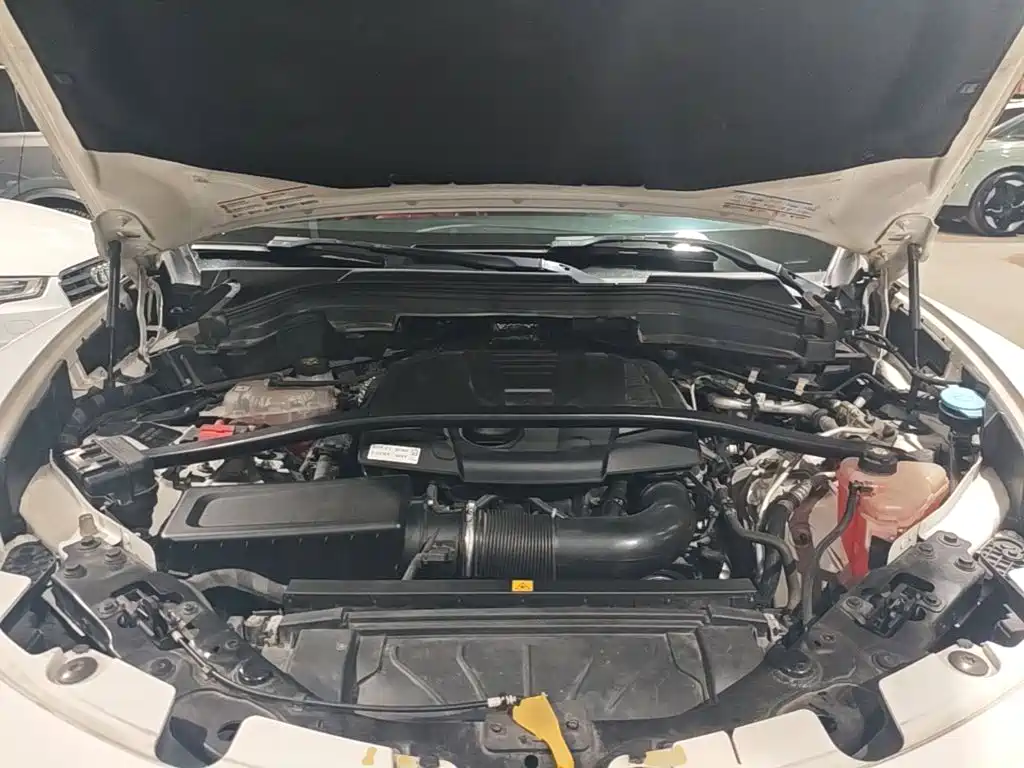 Alfa Romeo Stelvio — миниатюра 20
