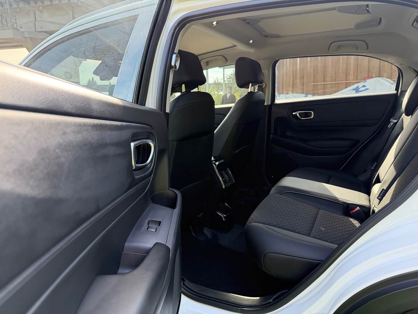 Honda XR-V 1.5 л 2023 г. Белый, пробег 24000 км