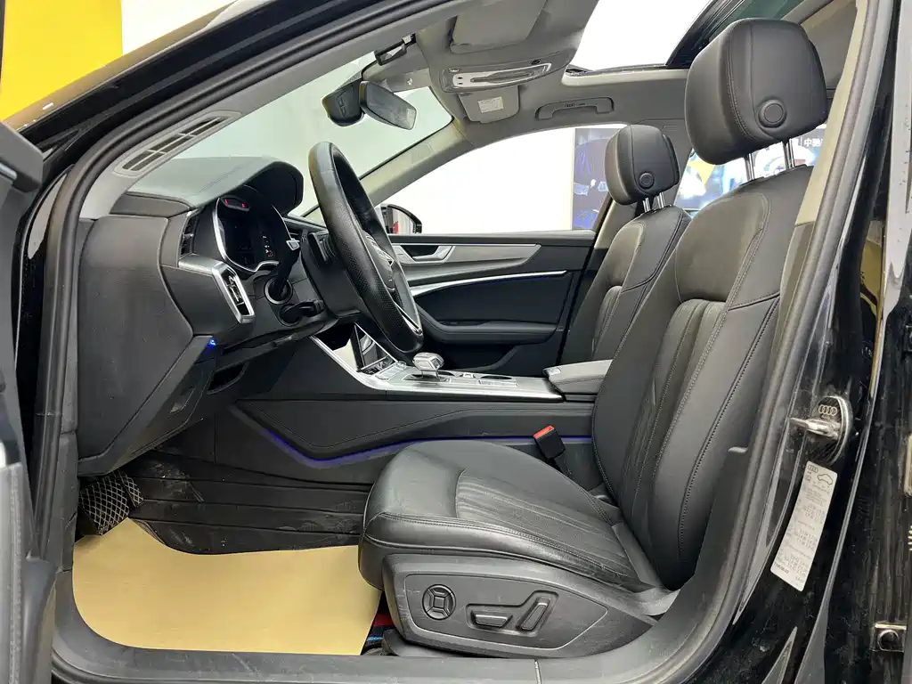 Audi A6 2023 allroad quattro 55 TFSI Premium