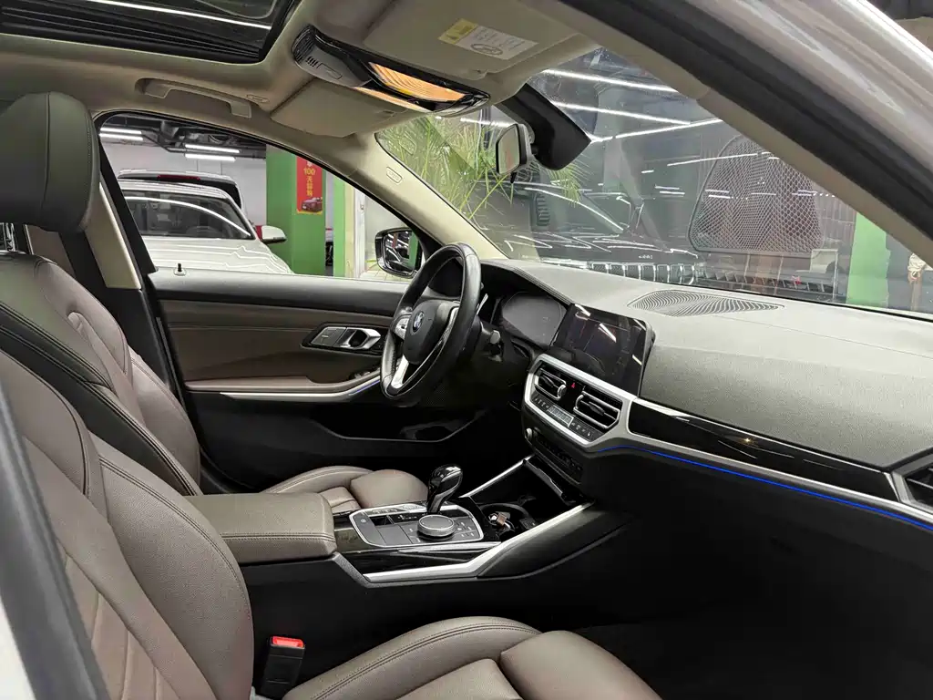 BMW 3 Series — миниатюра 8