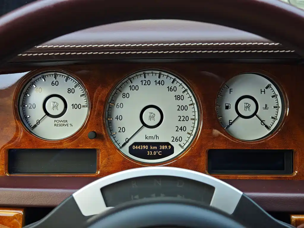 Rolls-Royce Phantom — миниатюра 16