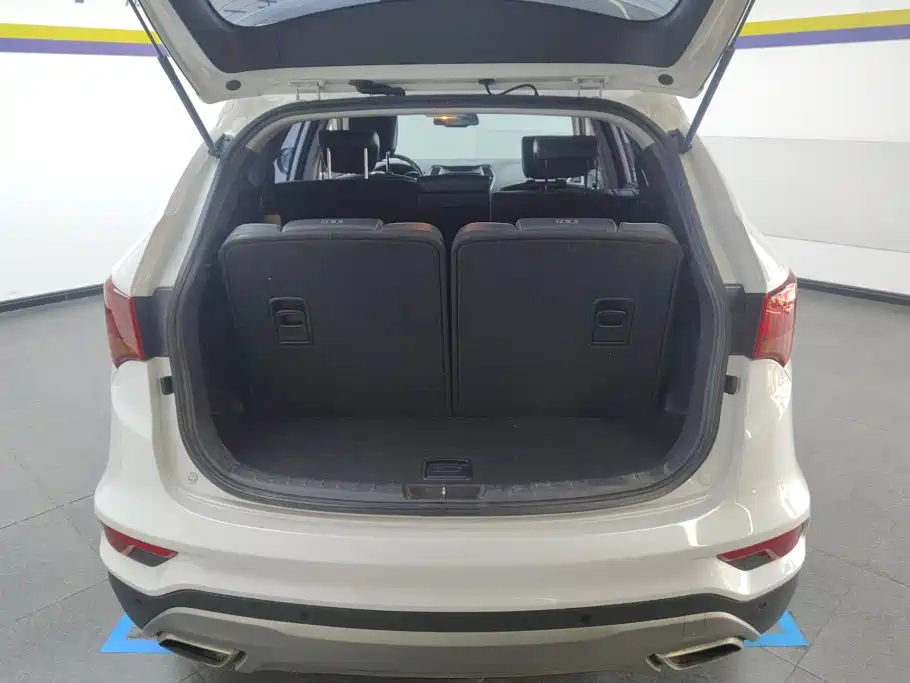 Hyundai Santa Fe — миниатюра 4