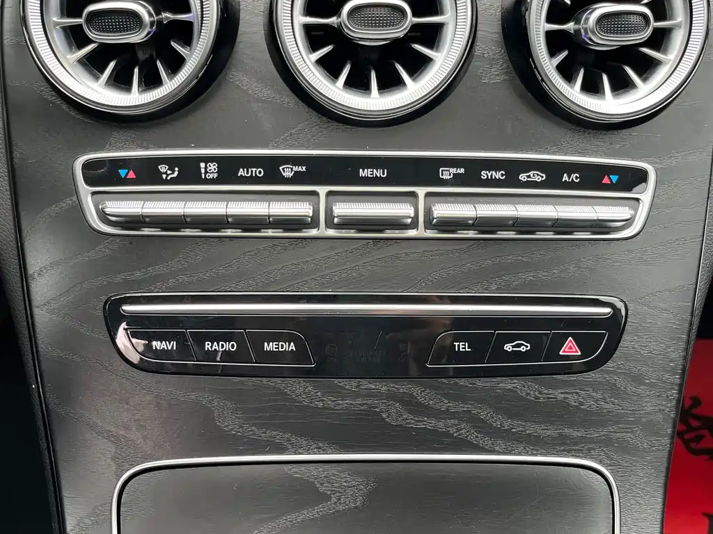 Mercedes-Benz C-Class — миниатюра 15