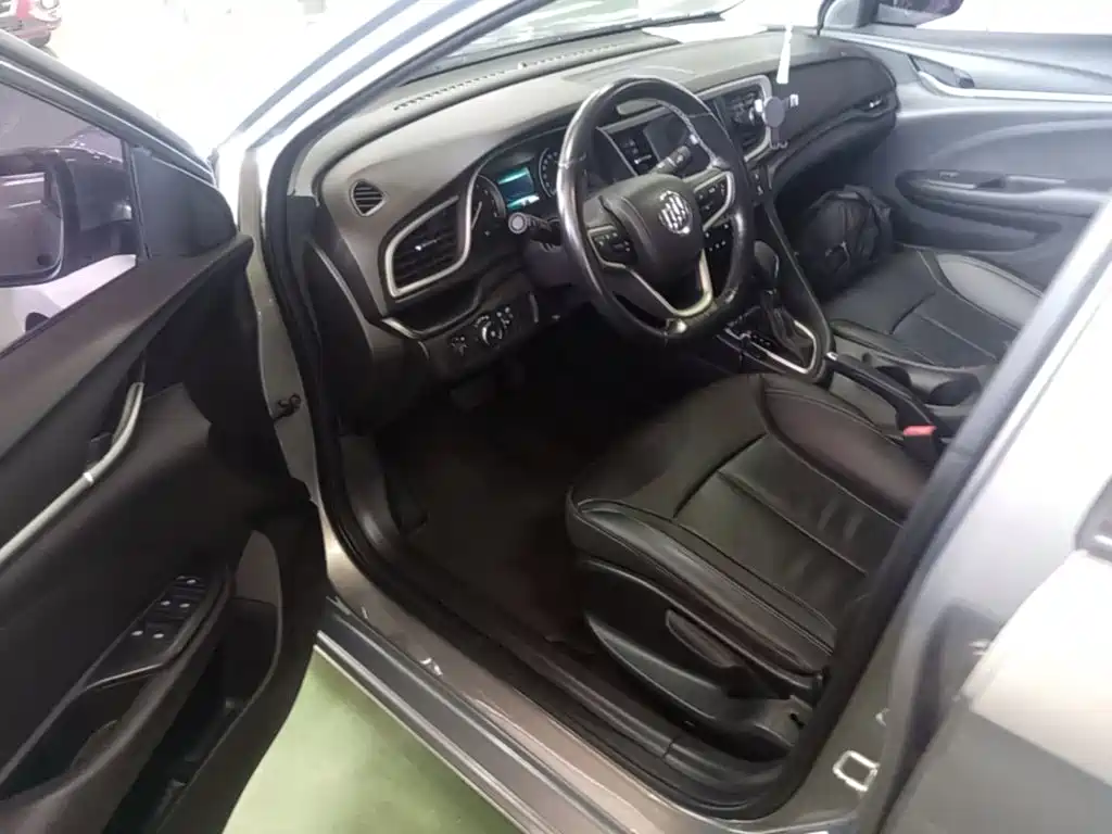 Buick Excelle — миниатюра 16