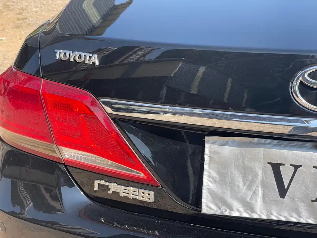Toyota Camry — миниатюра 8