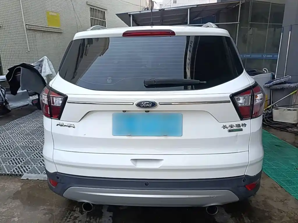 Ford Kuga — миниатюра 6