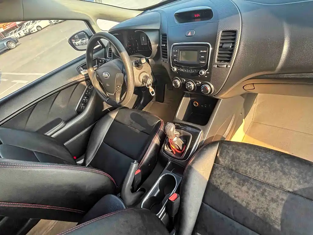 Kia K3 — миниатюра 11