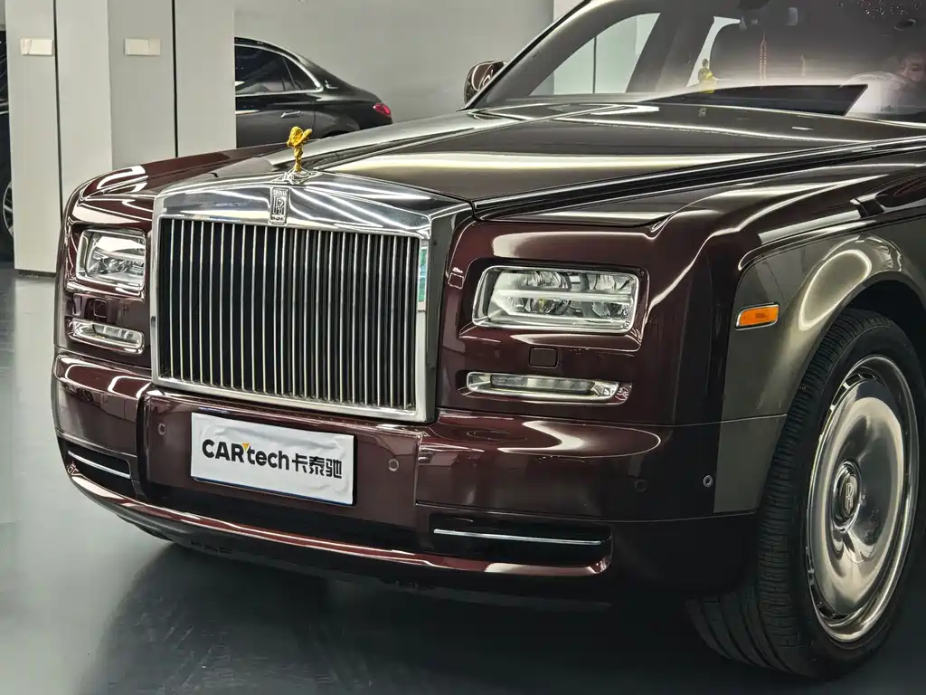 Rolls-Royce Phantom — миниатюра 29