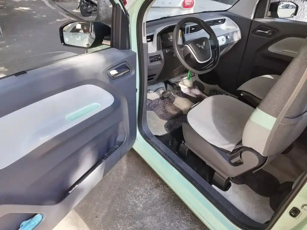 Wuling MINIEV — миниатюра 16