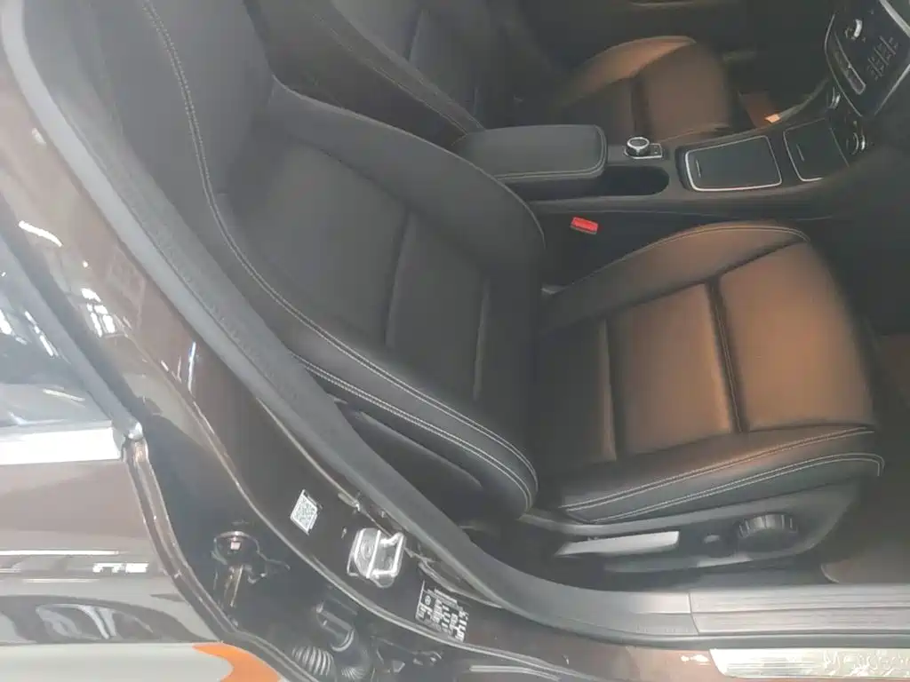 Mercedes-Benz GLA — миниатюра 25